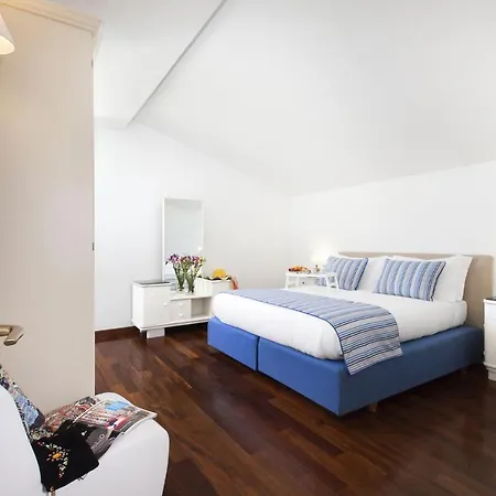 וילה Sleeps 9 Pool Air Con Wifi Torca